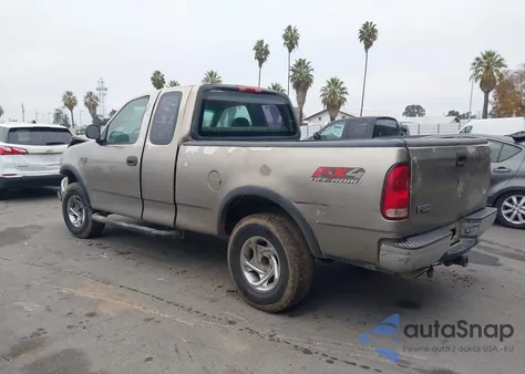 2002 Ford F150 z USA, uszkodzony, nr VIN 1FTRX18W02KE25601